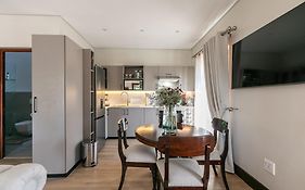 Forest Town Getaway Close To The Parks